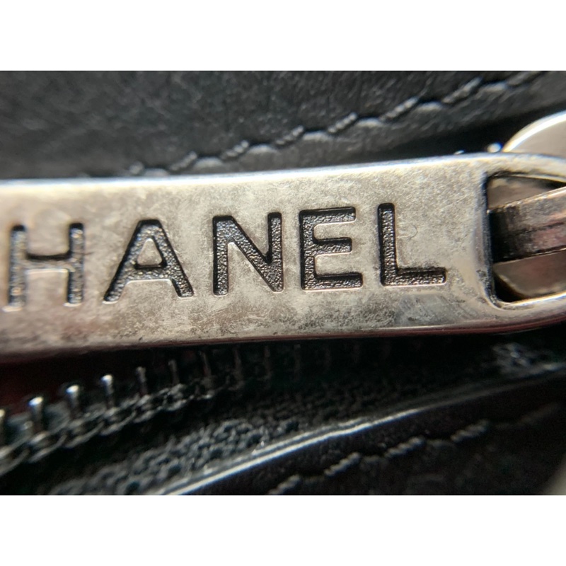 正品香奈兒 (CHANEL) 羊羔絨 Coco Cocoon 斜挎包/單肩包/尼龍包-23