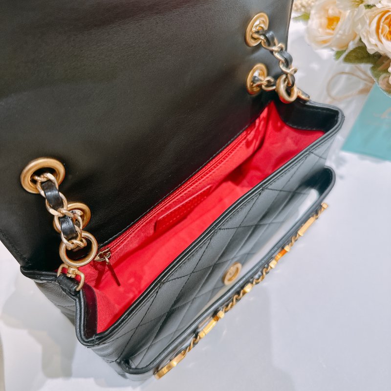 TW4573  Chanel 香奈兒 Logo 翻蓋 單肩包 黑色 Enchained Flap Bag Black x GHW Lambskin-13