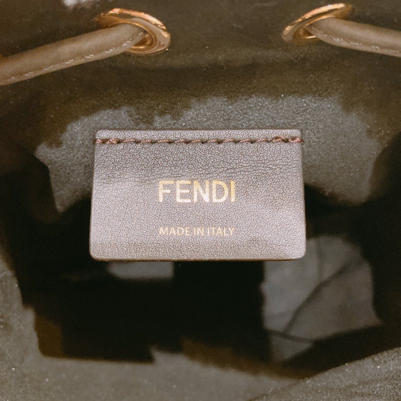 TW4574 Fendi 芬迪 迷你 毛茸茸 水桶 Mini Mon Tresor Bucket Bag Embossed/Montone-13