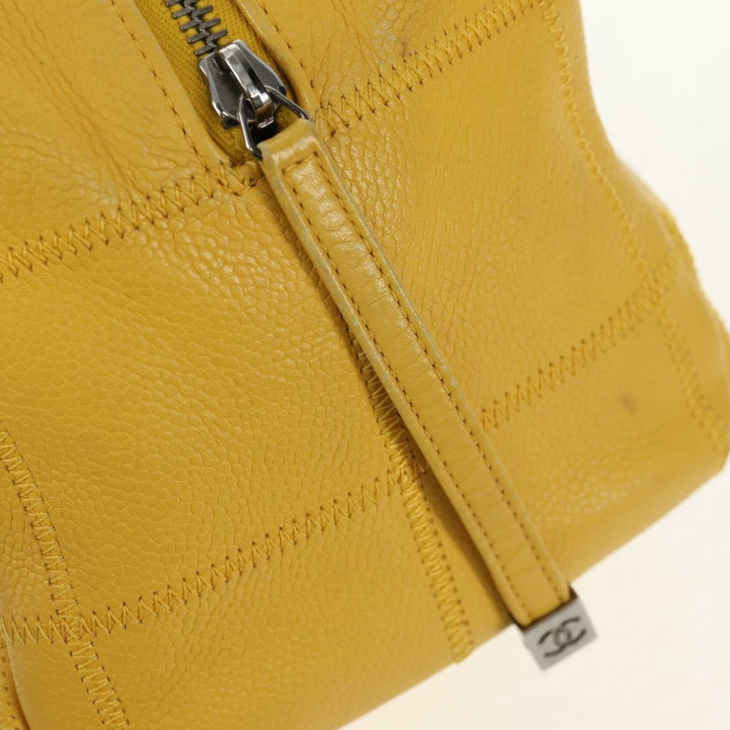 【日本直送】香奈兒 Choco Bar 手提包，魚子醬紋小牛皮，黃色銀色雙C標誌，正品編號 154042V-20