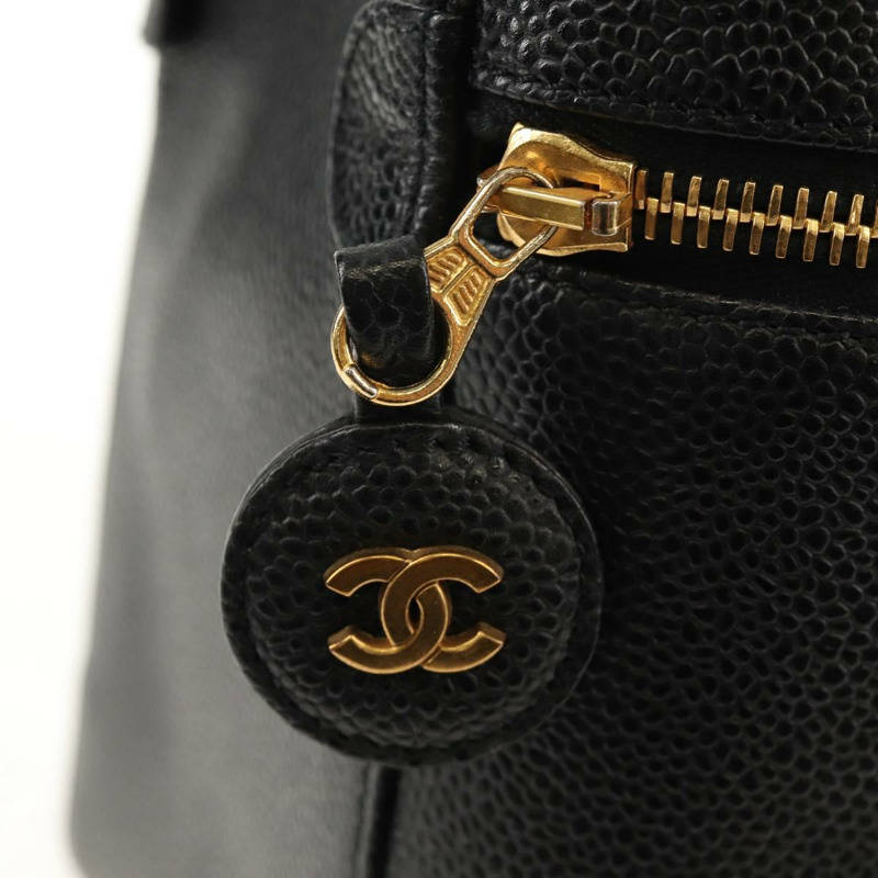 【日本直送】香奈兒 COCO 標誌化妝包，魚子醬皮，黑色，金色 CC 標誌，正品 ka329V-18