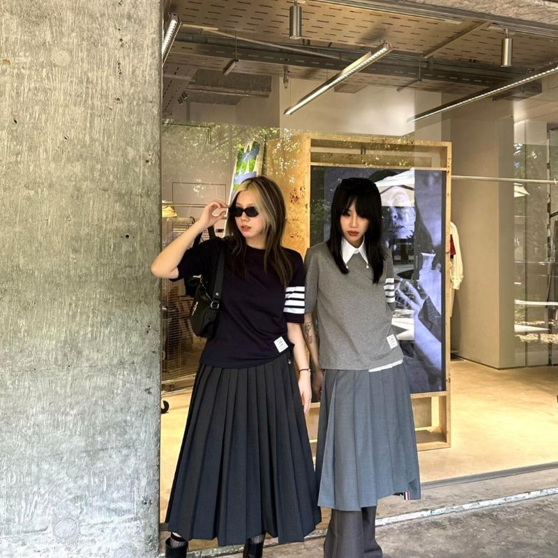 💎Han's house精品服飾💎 Thom Browne TB 4槓 短T 2003創始年限定-6