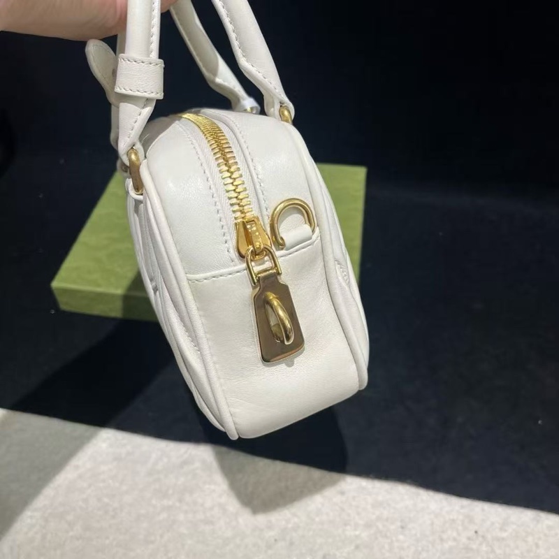 miumiu 保齡球包 小號皺摺奶白色羊皮 全新配件塵袋-2