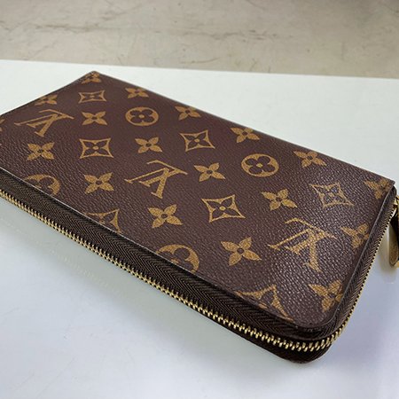 *奢華大道國際精品*【L3276】 LV原花ZIPPY 加大ㄇ字拉鍊長夾 M62581-10