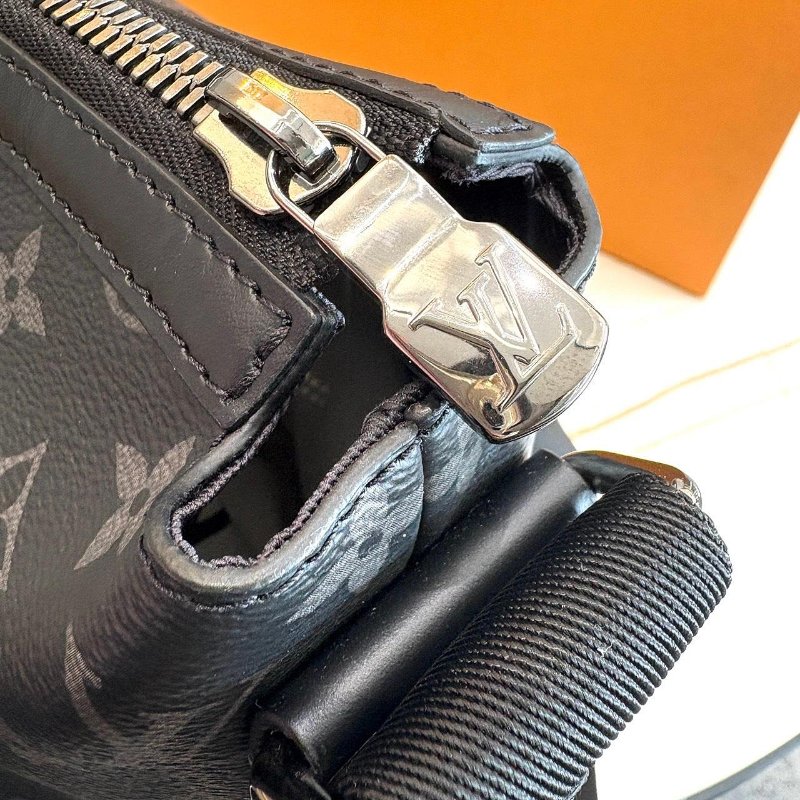 *SHIHNA名牌精品*LV 黑原花 Odyssey奧德賽/ Messenger MM 郵差包-3