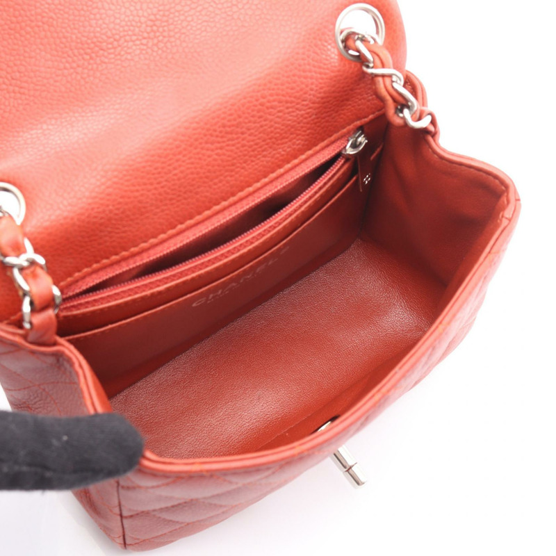 香奈兒迷你絎縫鏈條肩背斜背包 A35200 波爾多紅皮革 二手-2