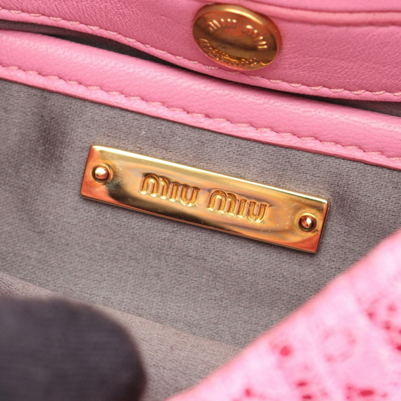 Miu Miu 粉紅皮革斜背單肩包,二手女款,金色五金配件-4