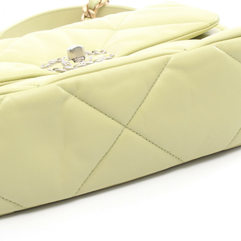 香奈兒 Boy Chanel 鏈條肩背包，羊皮材質，綠色，二手，女士款 CC-5