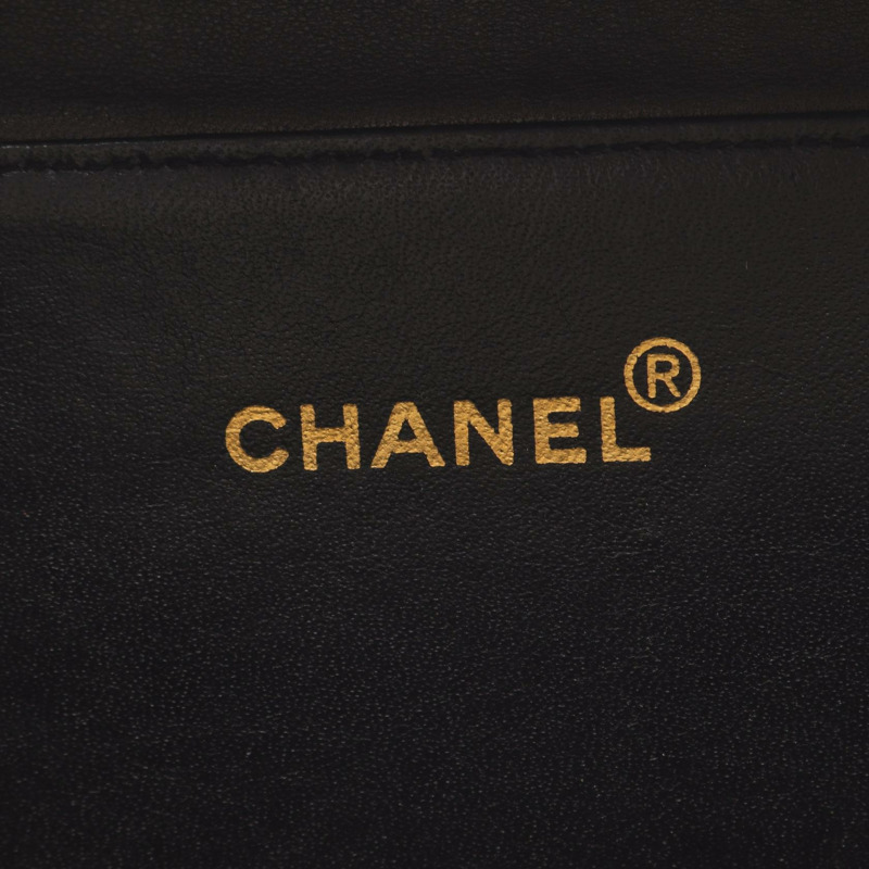 香奈兒 (CHANEL) Matelasse 雙面手提包，羊皮材質，黑色，二手，女士款，金色五金配件-4