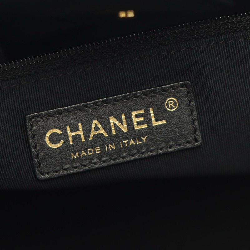 香奈兒 (CHANEL) 女士黑色小牛皮行政手提包，金色五金配件，COCO CC 標誌-3