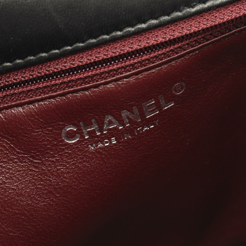 香奈兒 (CHANEL) Matelasse 頂部手柄手提包，羊皮材質，黑色，二手女士款-3