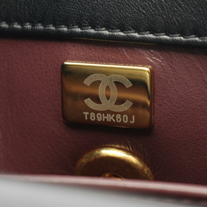 香奈兒 Coco Handle 翻蓋絎縫鏈條肩背包 A92990 羊皮 GHW BK-4