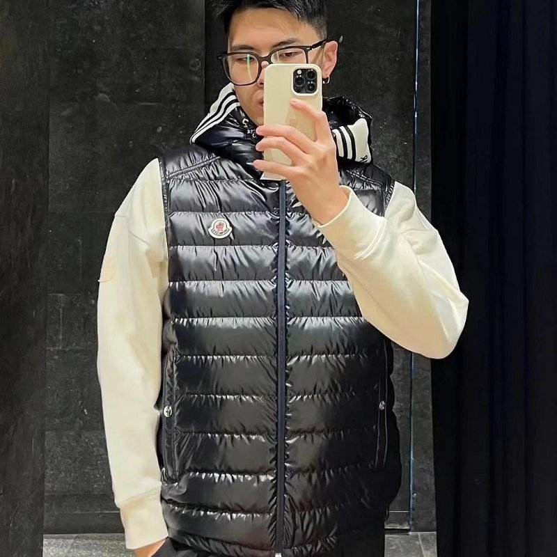 💎Han's house精品服飾💎moncler Clai 羽絨 連帽 背心 外套  原價40800-2