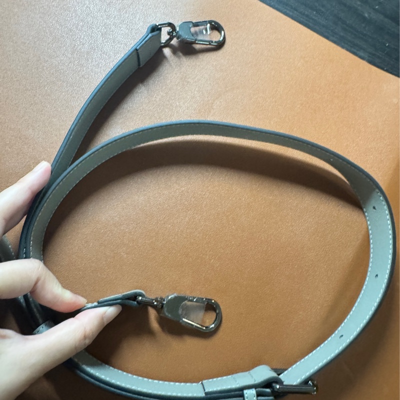 LV牛仔丹寧灰布肩背包-9