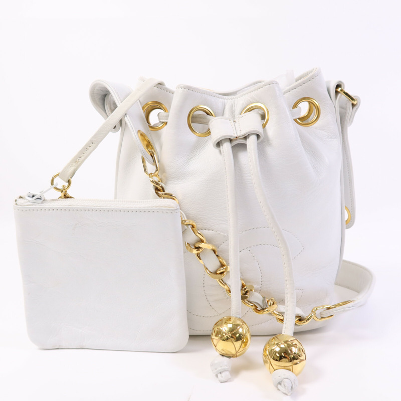 CHANEL 牛皮皮革Vintage Mini Buecket Bag金扣鏈帶肩背袋-3