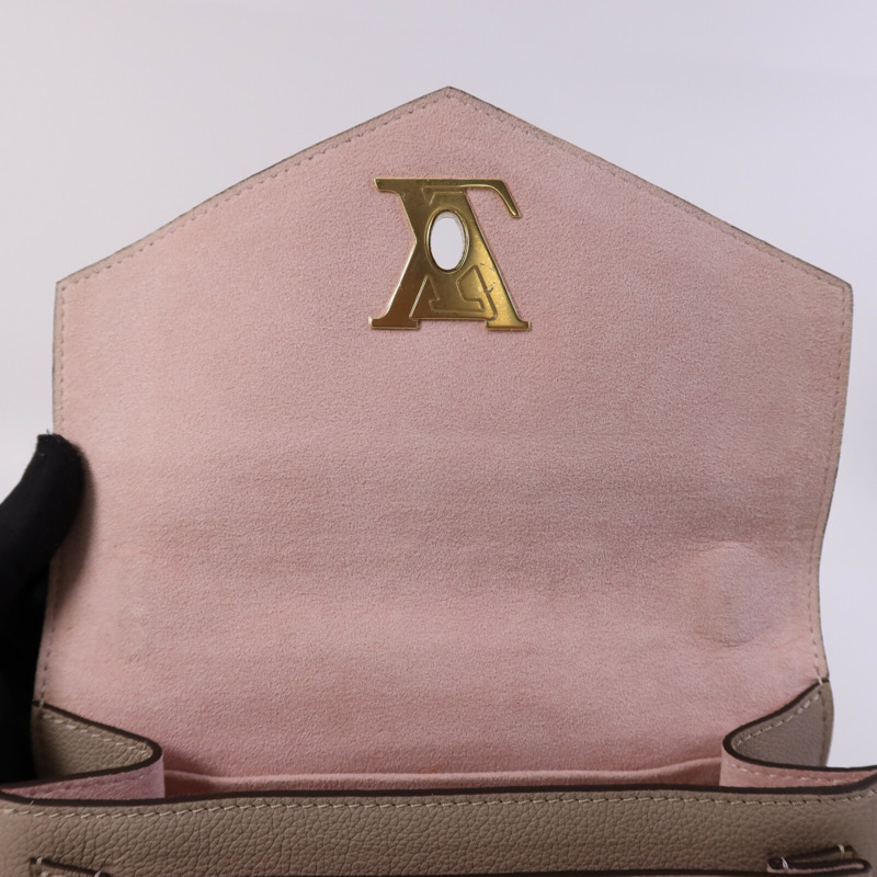 LOUIS VUITTON 牛皮皮革My Lockme金扣鏈帶肩背袋-10