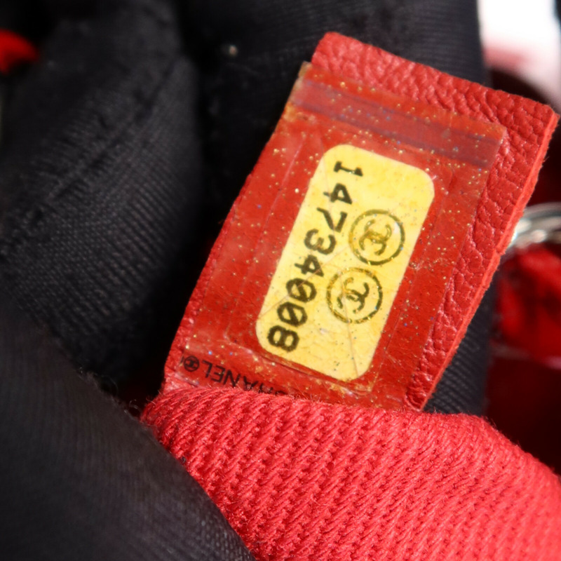 CHANEL 漆皮皮革Chain Shoulder Bag銀扣鏈帶肩背袋-12