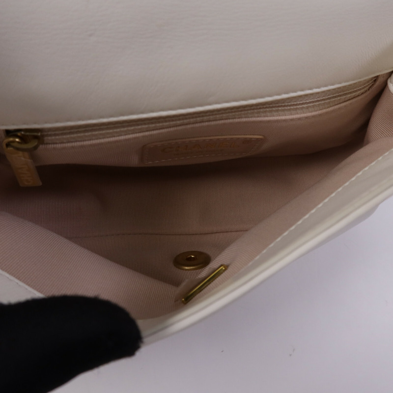 CHANEL 牛皮皮革Chain Shoulder Bag 金扣鏈帶肩背袋-4