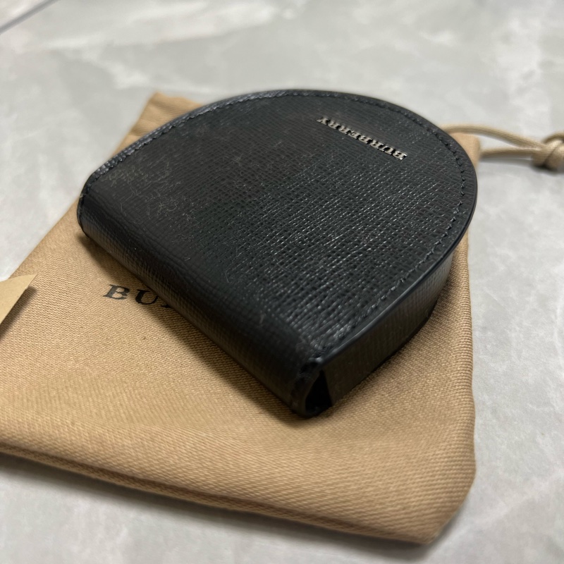 Burberry 黑色真皮零錢包-10