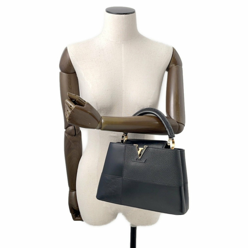 路易威登 Capucines BB 琺瑯皮革手提包，M59269，兩用單肩背包-3