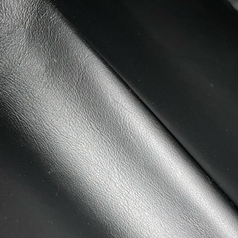 路易威登 Capucines BB 琺瑯皮革手提包，M59269，兩用單肩背包-10