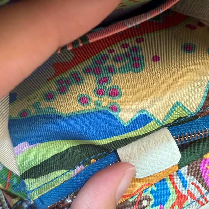 氣泡綠絲巾短夾🫧-18