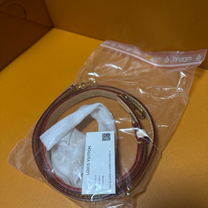 Louis Vuitton Resort Nano Noé-11