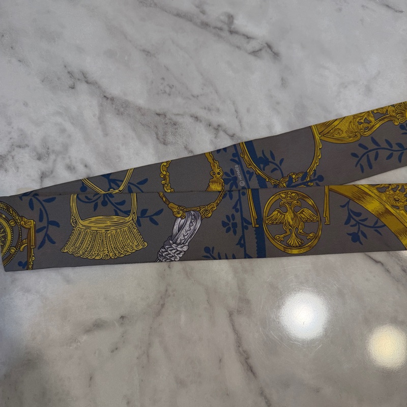 Hermes 灰綠底Etriers Remix Twilly H063502-8