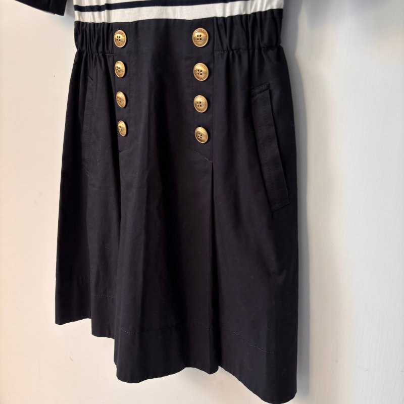 ::BURBERRY:: 戰馬刺繡 白色橫條紋洋裝 38號-12