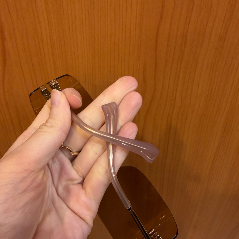 Miu Miu 玫瑰金色鏡面的Aube太陽眼鏡-3