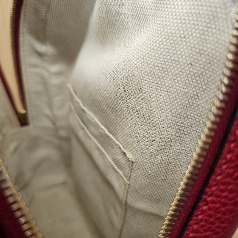 [福利出清❣️] Gucci紅牛皮Soho金釦後背包-25