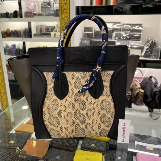 ㊣東區正精品㊣CELINE Micro 黑色灰色蟒蛇皮紋手提包冏包中型 RZ6080-6