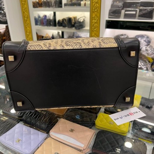 ㊣東區正精品㊣CELINE Micro 黑色灰色蟒蛇皮紋手提包冏包中型 RZ6080-9