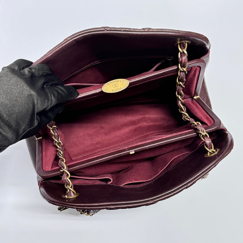 （質感超好👍） Chanel 皺紋牛皮 保齡球包 肩背+腋下+斜背包-21