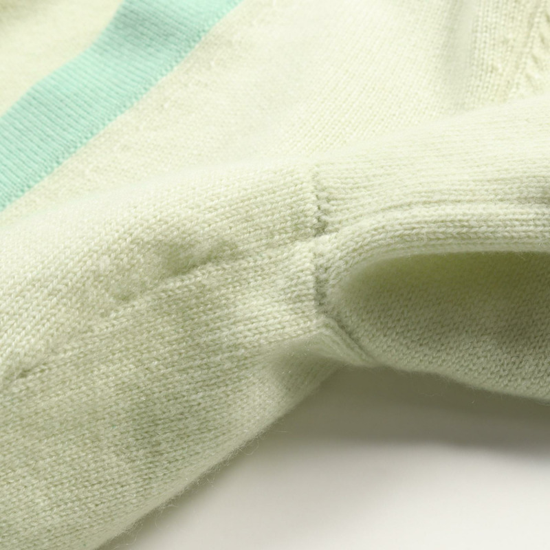 香奈兒 COCO 標誌紐扣開襟針織衫 P75050K10747 羊絨綠色二手 #38-7