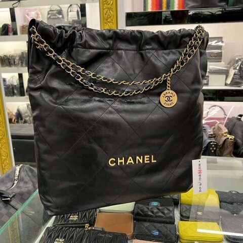 東區正精品㊣CHANEL 22 BAG AS3262 香奈兒黑色全皮金字金幣金鍊肩背包購物袋包大款 RZ6082