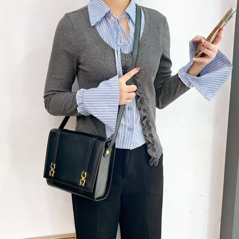 莉亞精品♡Ferragamo 學院包 黑 二手-1