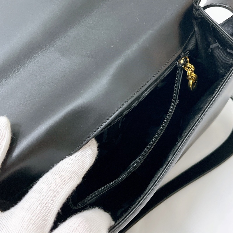 莉亞精品♡Ferragamo 學院包 黑 二手-16