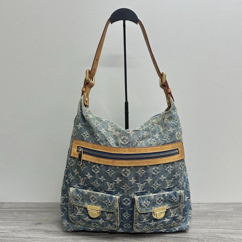 LV 丹寧牛仔Baggy金扣肩背腋下包32*32*10 98新配件塵袋-2