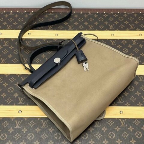 HERMES 帆布拼皮herbag31手提斜背包 31*25*11 98新配件塵袋鎖鑰匙