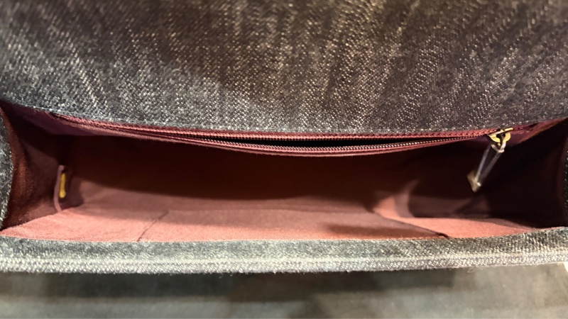 Chanel Leboy 黑色丹寧牛仔中號肩背斜背包-18