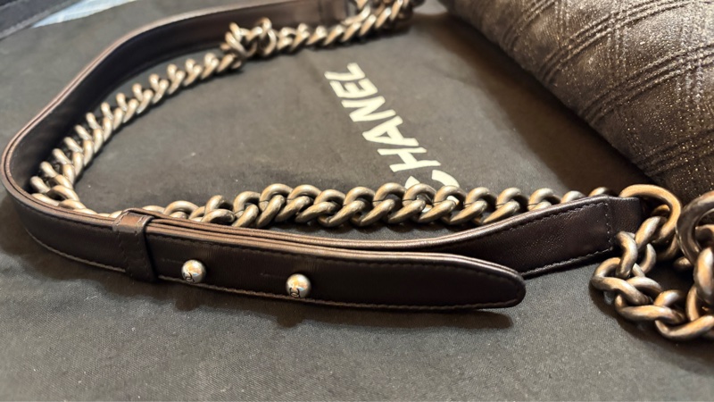 Chanel Leboy 黑色丹寧牛仔中號肩背斜背包-22