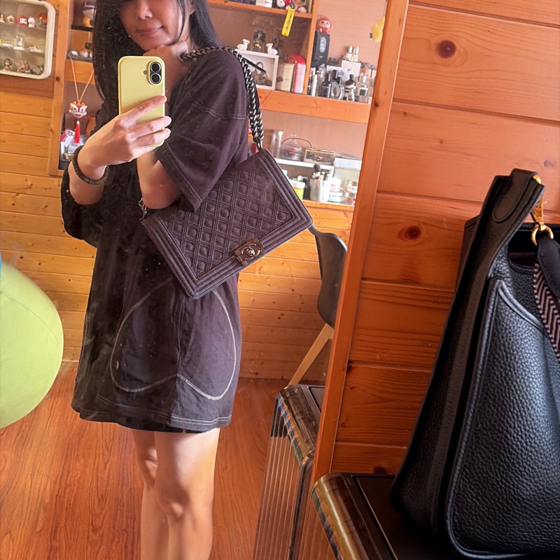 Chanel Leboy 黑色丹寧牛仔中號肩背斜背包-8