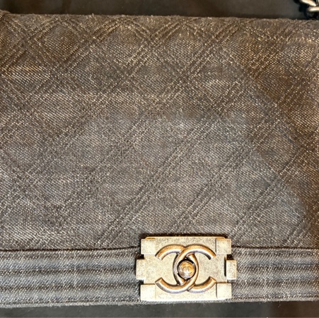 Chanel Leboy 黑色丹寧牛仔中號肩背斜背包-10