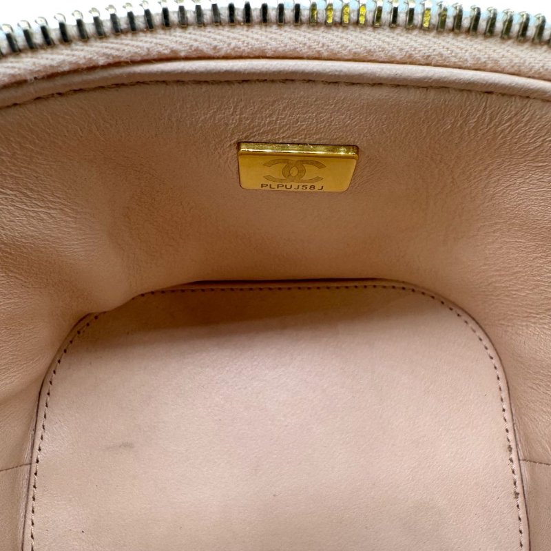 【2297】香奈兒   CHANEL  Tradycc 稜格紋皮穿鏈翻蓋 羊皮 化妝盒斜挎包手提包 小號 淺米色-18