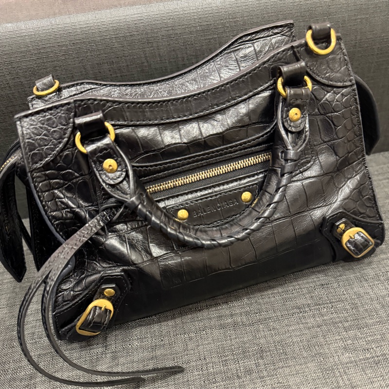 Balenciaga 經典鱷魚壓紋小牛皮 Mini 系列-6