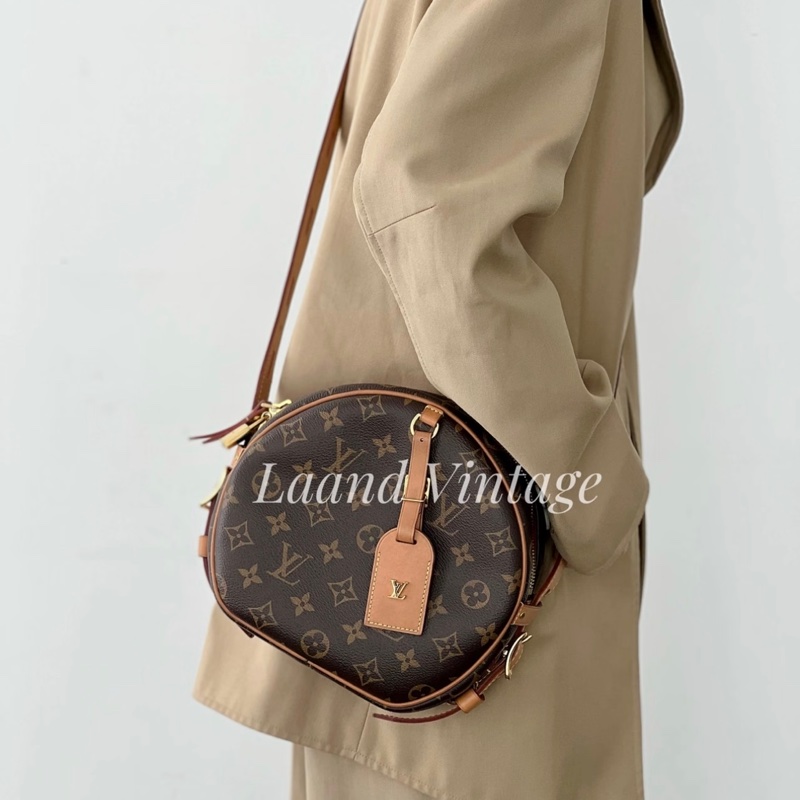 （甜美出眾💕）LV M52294 經典老花 圓餅包 專櫃13萬多！-1