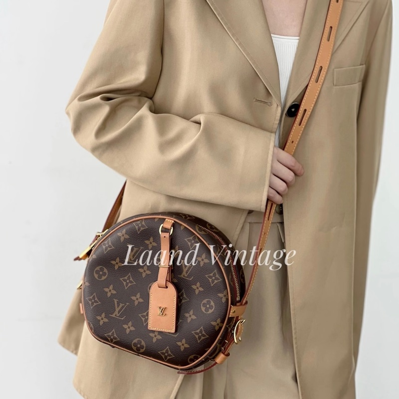 （甜美出眾💕）LV M52294 經典老花 圓餅包 專櫃13萬多！-3