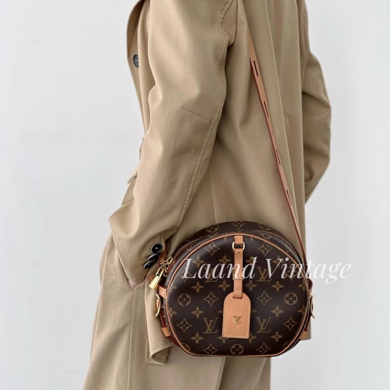 （甜美出眾💕）LV M52294 經典老花 圓餅包 專櫃13萬多！-5