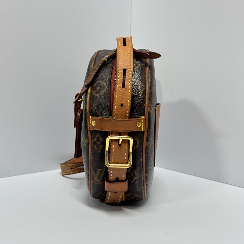 （甜美出眾💕）LV M52294 經典老花 圓餅包 專櫃13萬多！-8